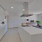 Vista Jardim By Portucasa アパート